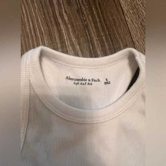 Abercrombie & Fitch Soft A&F White Ribbed High Neck Razorback Bodysuit Size S - Picture 3 of 5